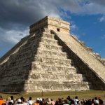 Se solicita personal de salud para el área de Covid-19