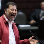 A López Obrador le falla la estrategia y contrae coronavirus