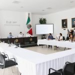 Científicos del MIT crean diminutos robots voladores inspirados en luciérnagas