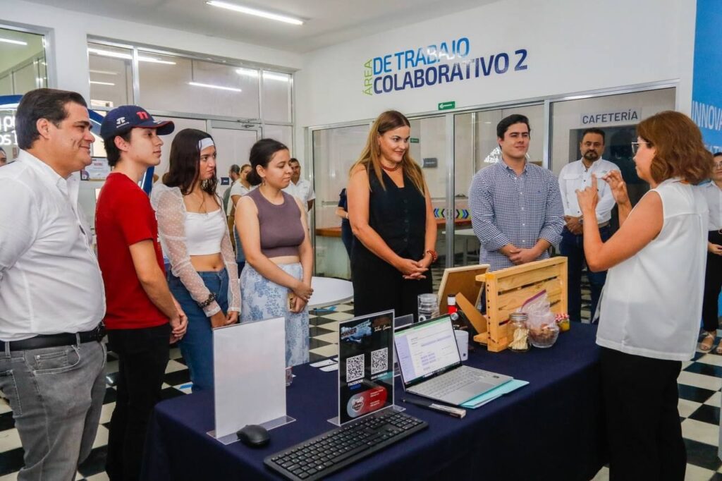 Gobernador atiende necesidades del pueblo en audiencias públicas
