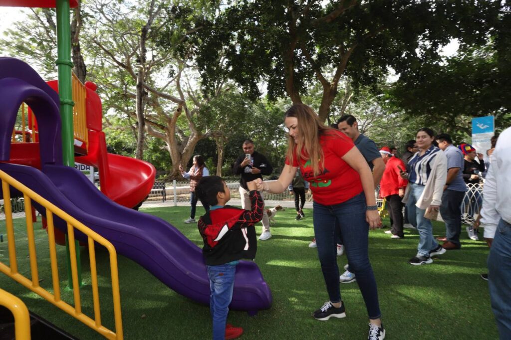 Certificados educativos, paso clave contra rezago en Yucatán