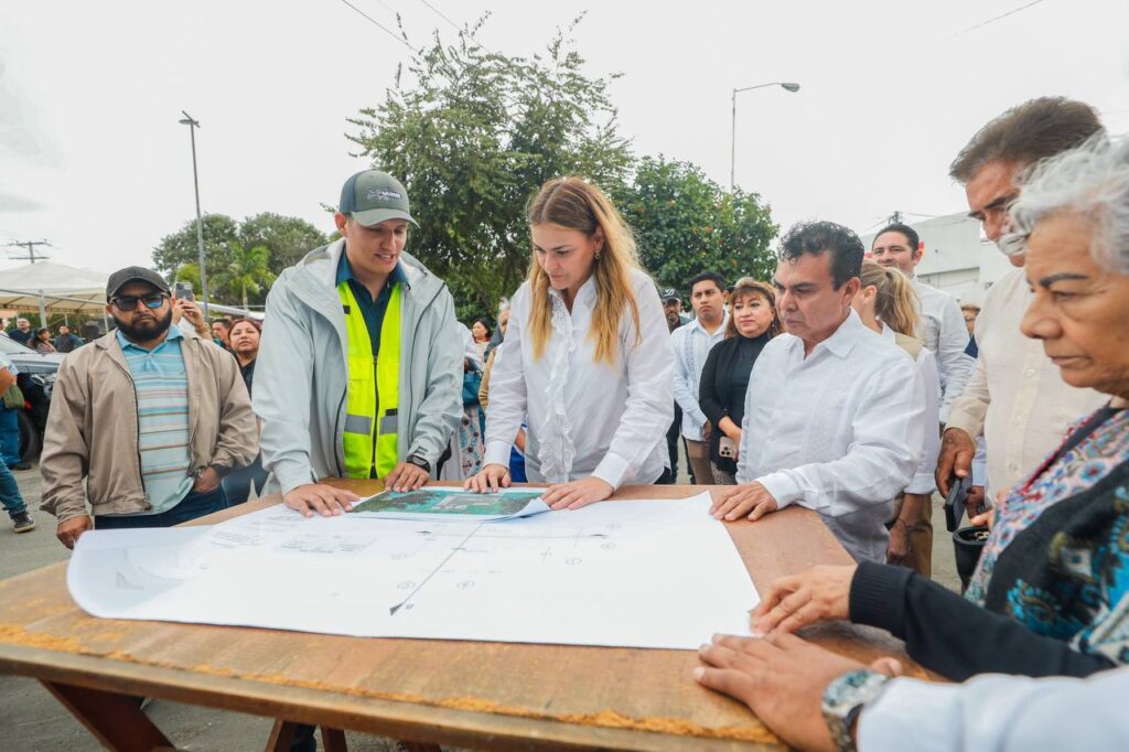 Joaquín Díaz Mena impulsa innovación y comercio internacional en Yucatán